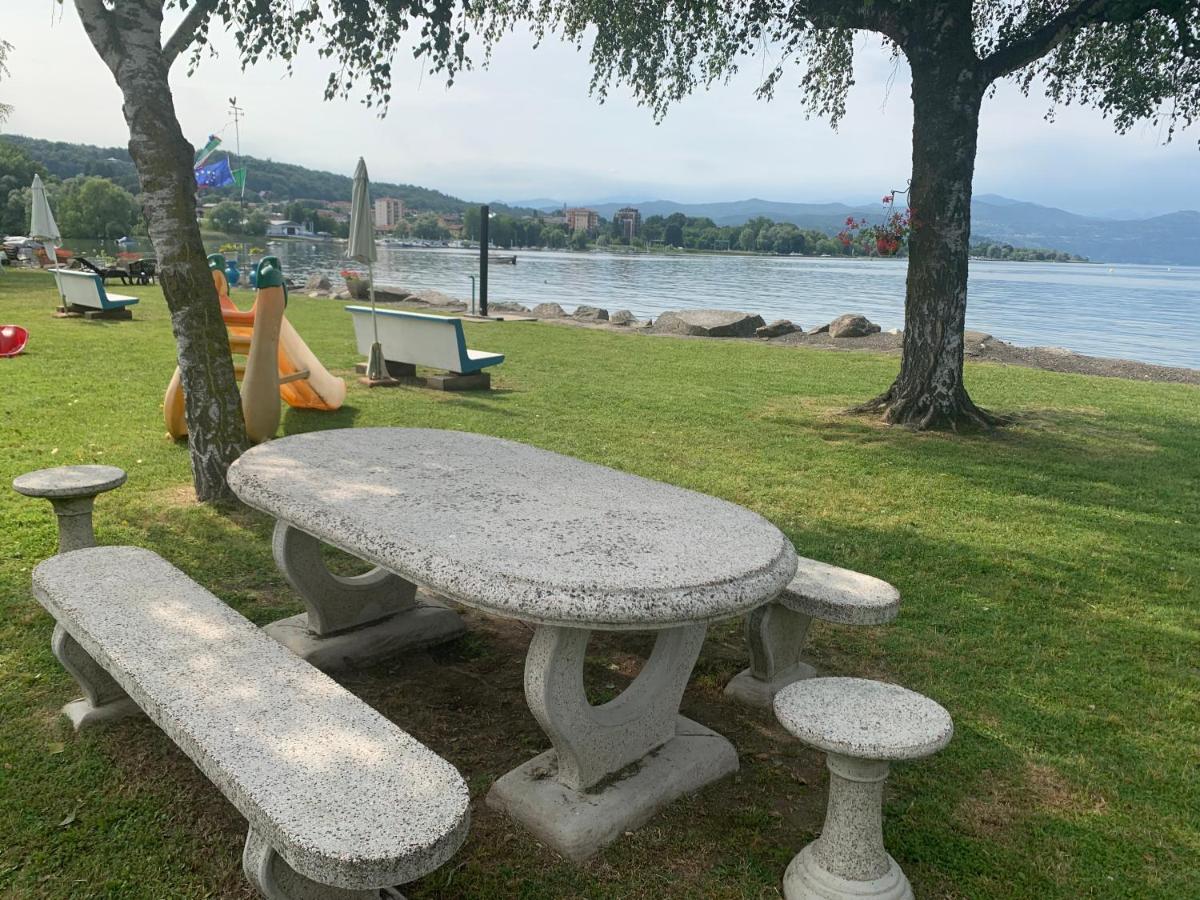 Casa In Riva Al Lago Diletta Spiti Castelletto sopra Ticino Eksteriør billede